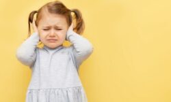 والدین کاشانی غربالگری اضطراب کودکان ۵ تا۶ ساله را جدی بگیرند!